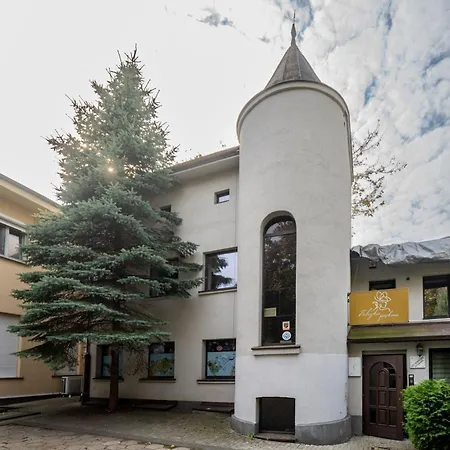 Golden Leaf By Fengshui4u, 6 Os, W Centrum, Dwa Poziomy, Dwie Sypialnie, Wanna Przy Lozku, Klimatyzacja, Bezplatny Parking